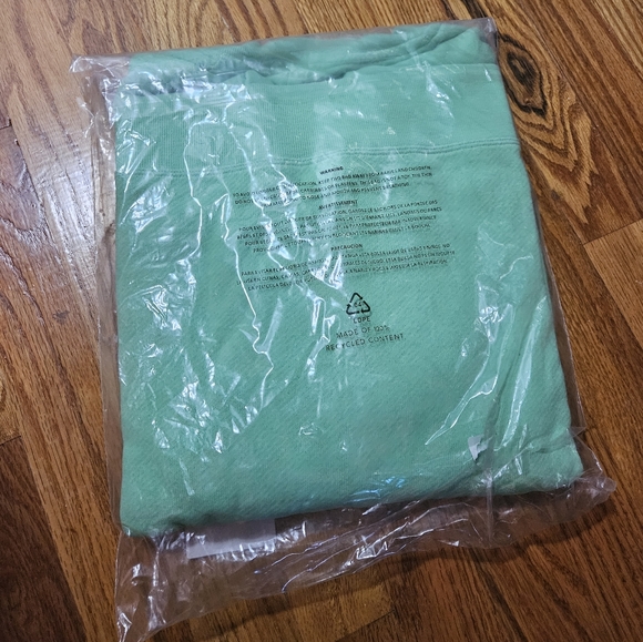 Bandier x Sincerely Jules The Juniper Crew Neck Sweatshirt Soft Lime Size Medium - Picture 4 of 5